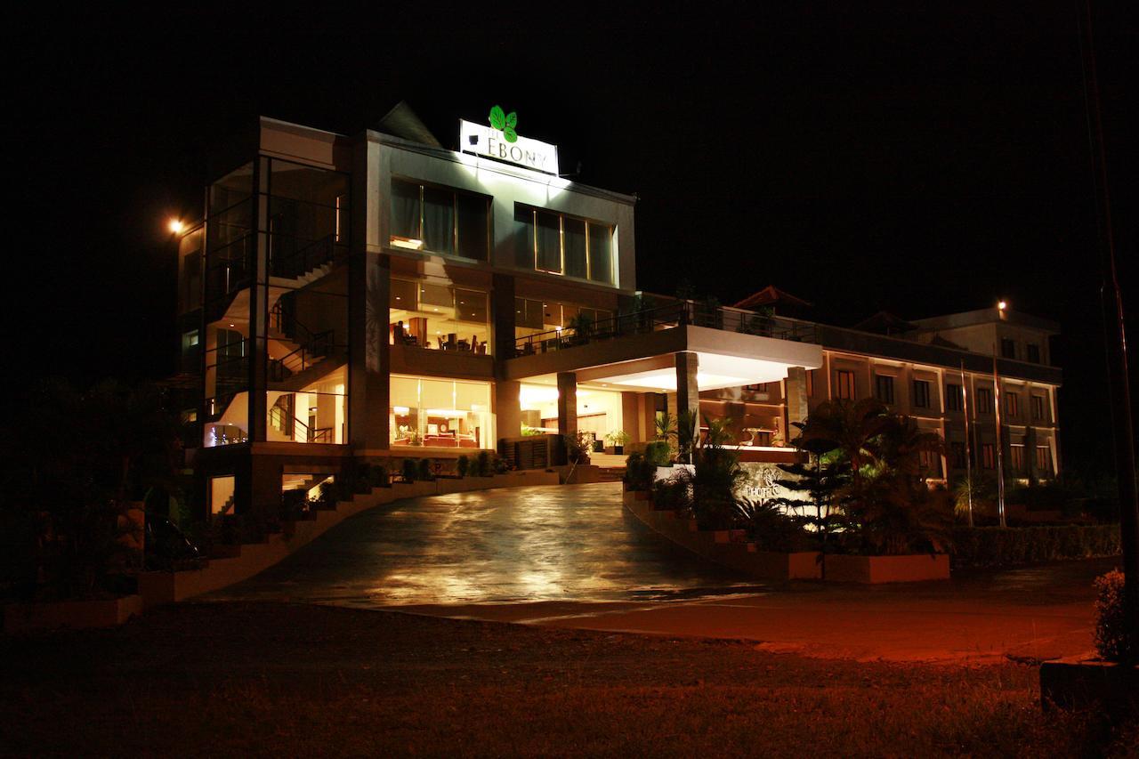Hotel Ebony Batulicin Luaran gambar
