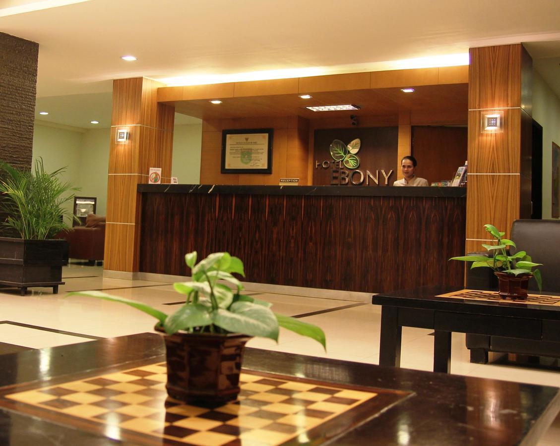 Hotel Ebony Batulicin Luaran gambar